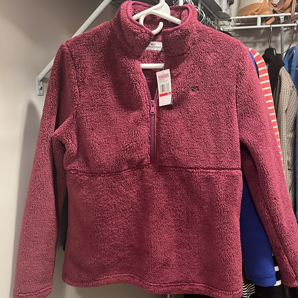 Vineyard Vines new with tags xs pullover